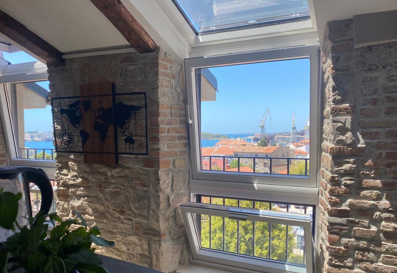 Castropola Views With Private Parking Apartment Екстериор снимка